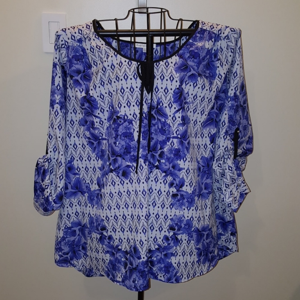 SALE! Daniel Rainn Top